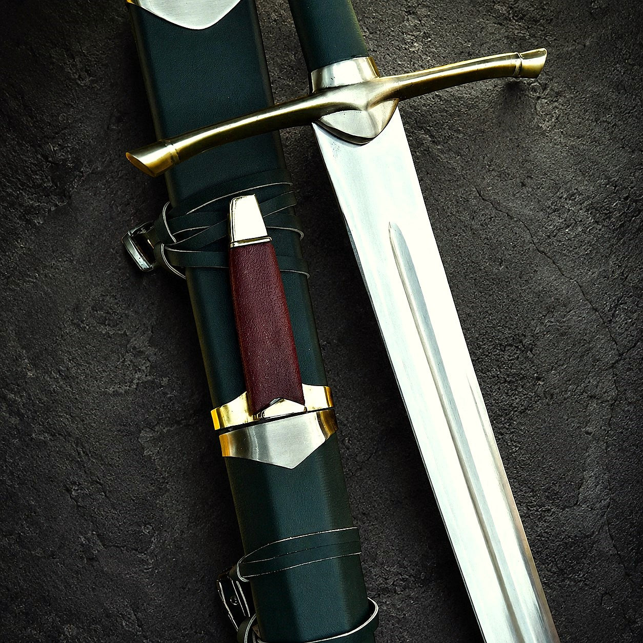 Lord of the Rings Aragorn Ranger Sword Replica – Premium Metal Strider ...