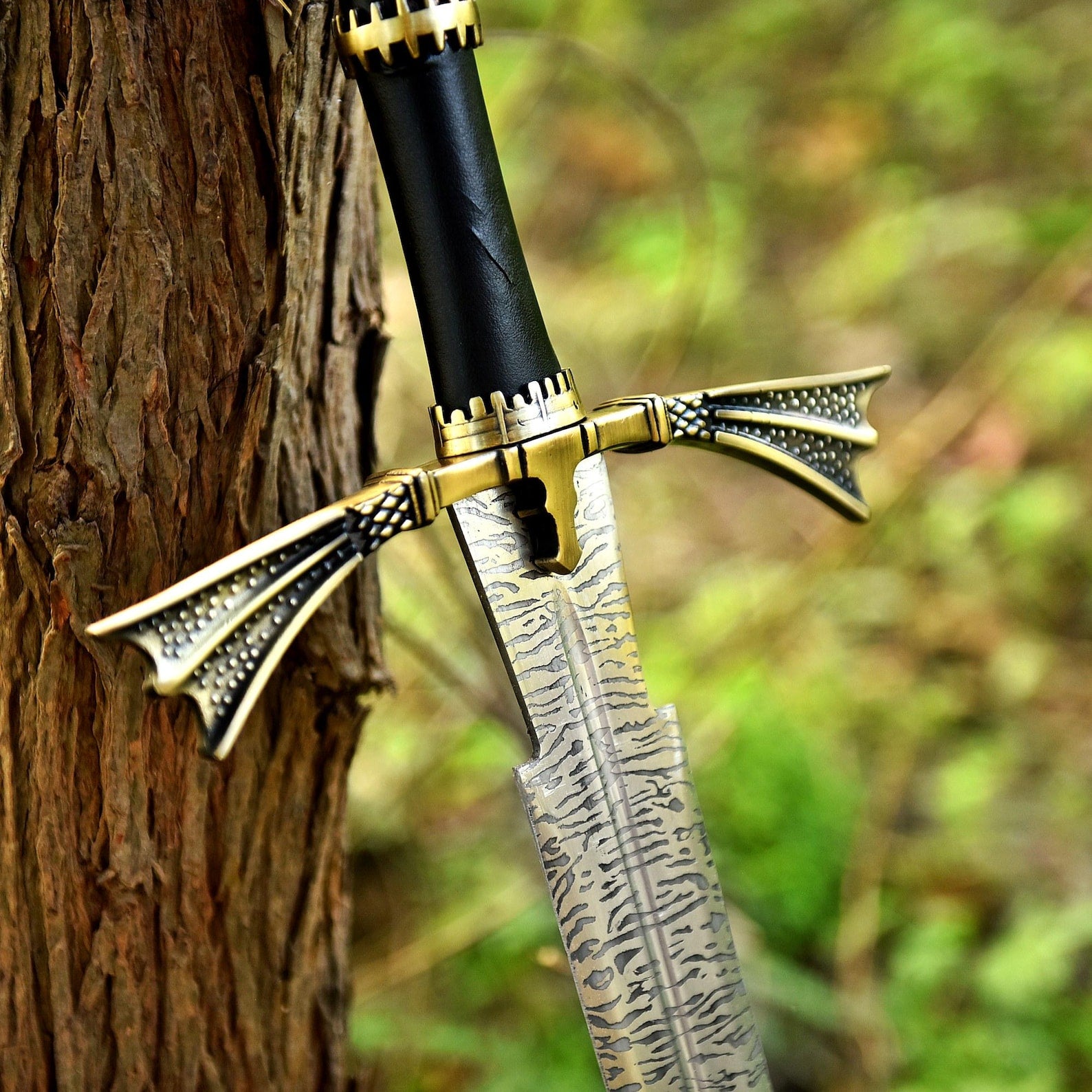 Dark Sister Sword Replica – Targaryen Blade Display Prop (Limited Edition)