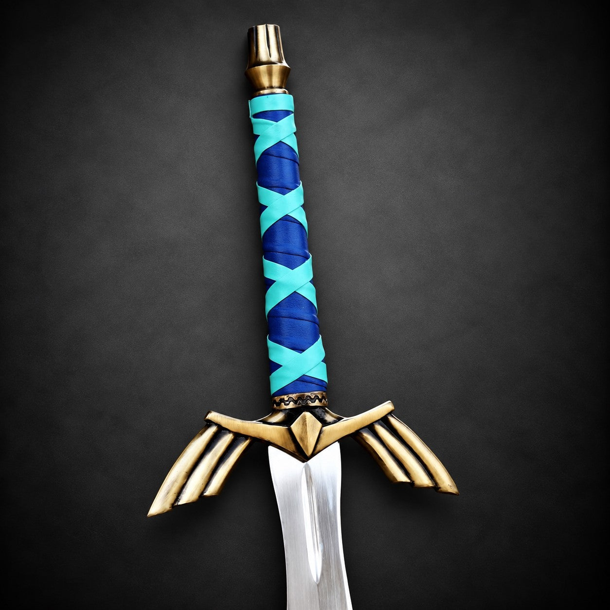 The Legend of Zelda Gold Master Sword Replica – Link’s Hyrule Fantasy Elven Sword for Cosplay & Display