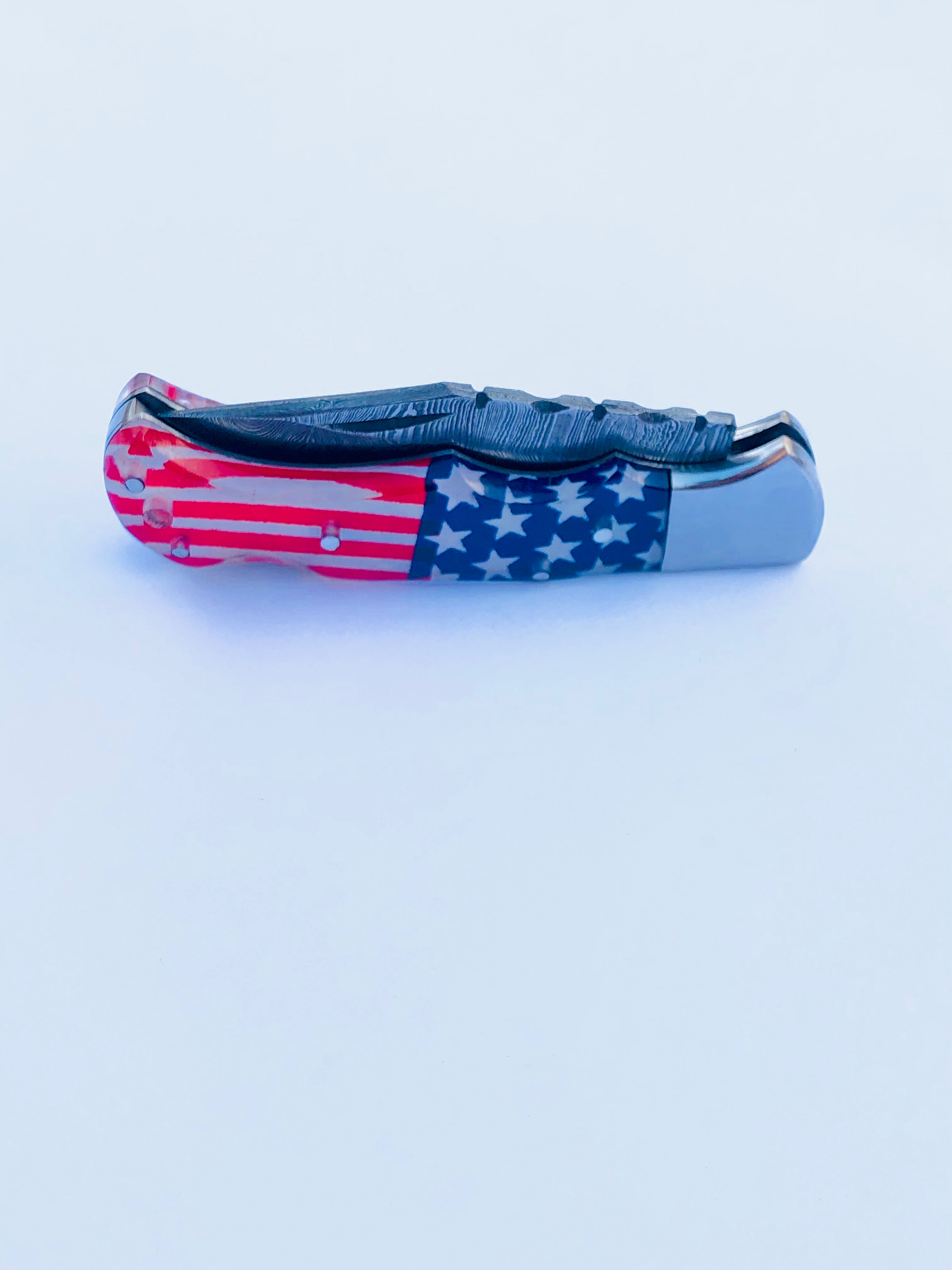 Folding Pocket Knife in Damascus J2 Steel