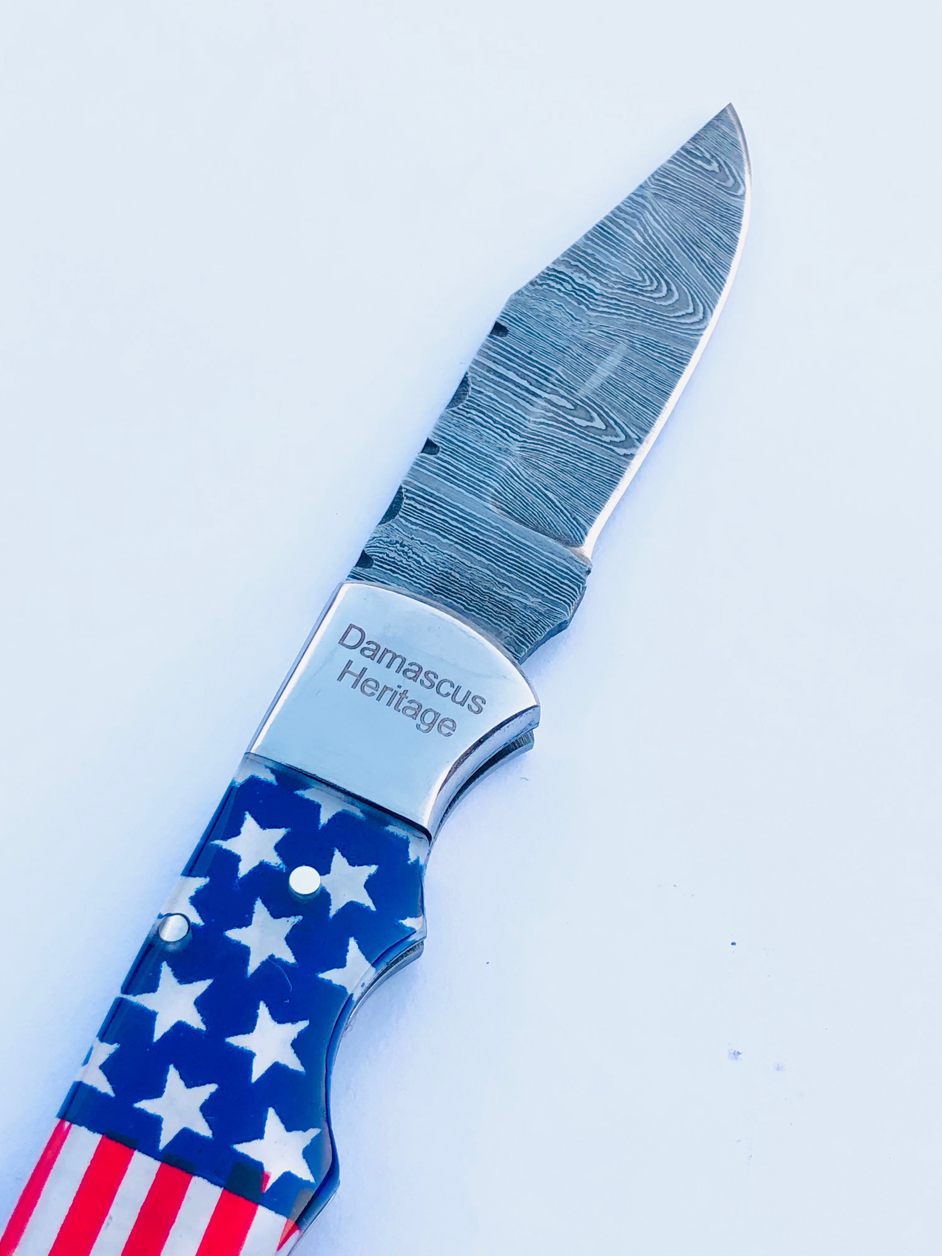 Folding Pocket Knife in Damascus J2 Steel