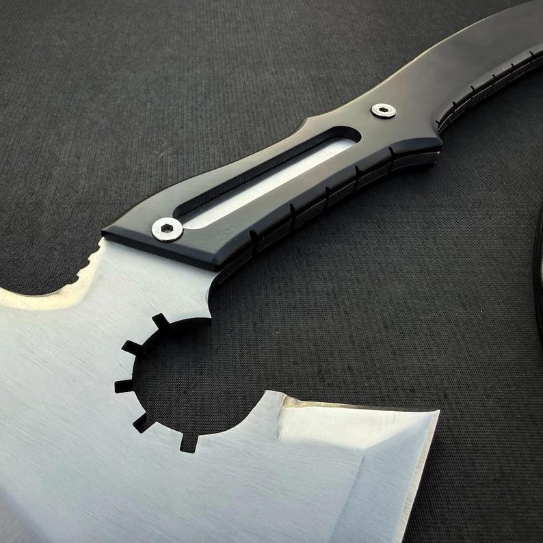 Resident Evil Tactical Tomahawk Axe with Leather Sheath
